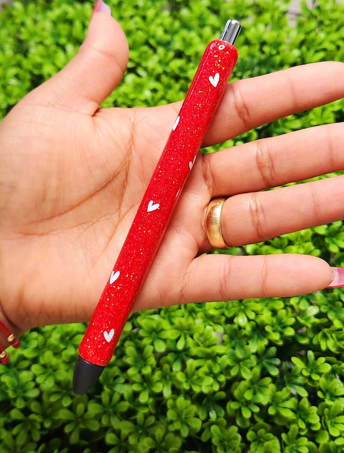 RED HEARTS GLITTER PEN